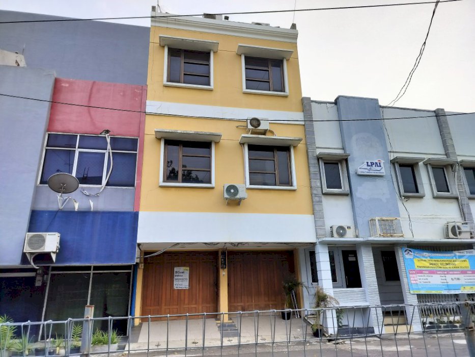 Ruko 3 lantai dekat fasum2 kelapa gading dan kawasan