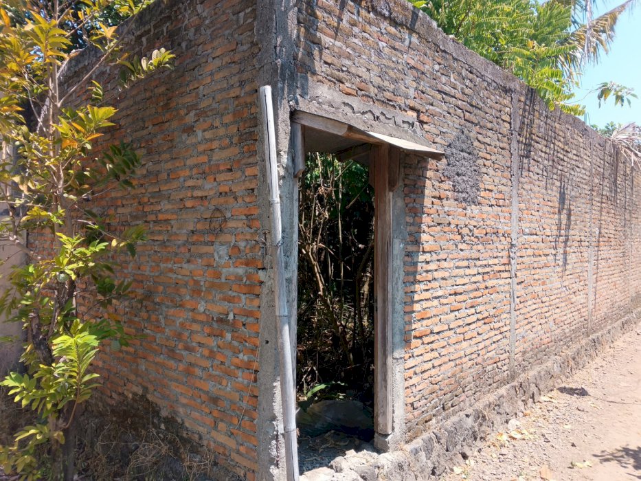 Tanah Kavling Bonus Bangunan Belum Jadi Lokasi Strategis Murah Nego