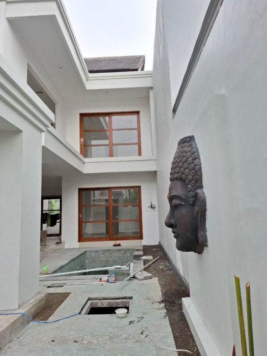 Rumah baru dalung kerobobokan deket padonan (editsaja )