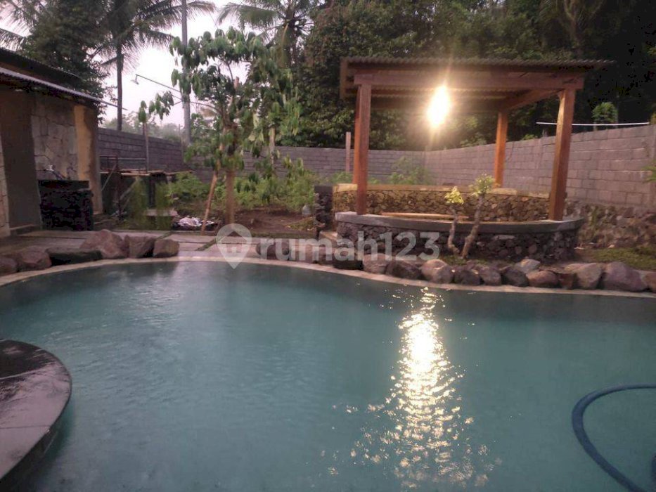 Villa Luas Dan Home Stay Jln Kaliurang Di Pakem