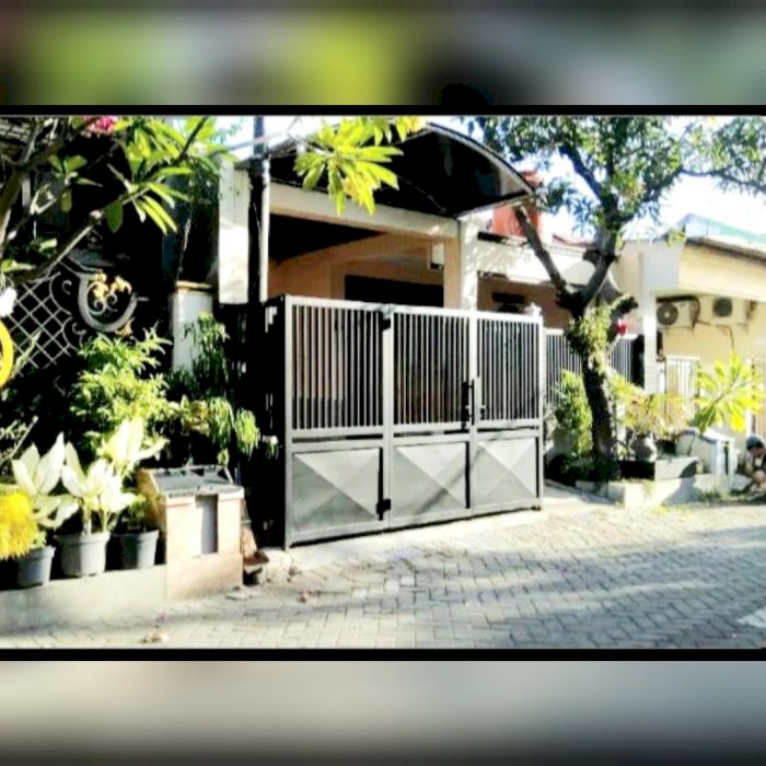 JUAL CEPAT Rumah 1Lt Granit Include Interior di Rewwin Waru - SDA