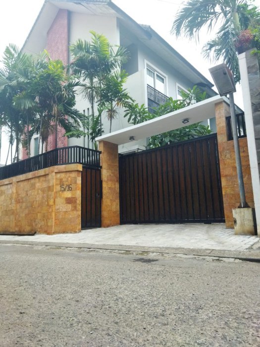 Di Jual Townhouse Mewah 3 Lantai Di Cilandak Jakarta Selatan