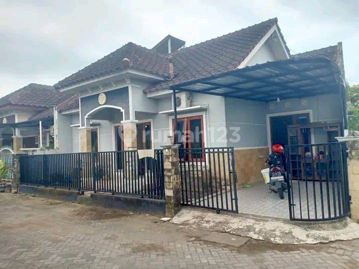 Rumah Hook One Gate Strategis Dekat Wirobrajan