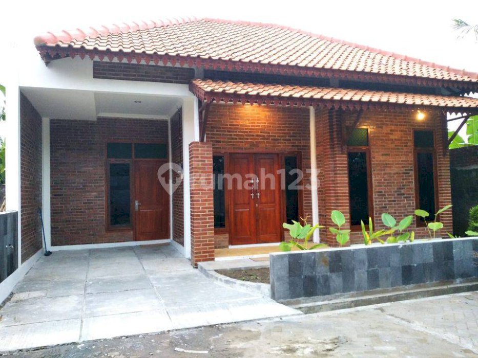 Rumah Dekat Pasar Godean Sleman Investasi Menguntungkan, Bonus 2 Unit