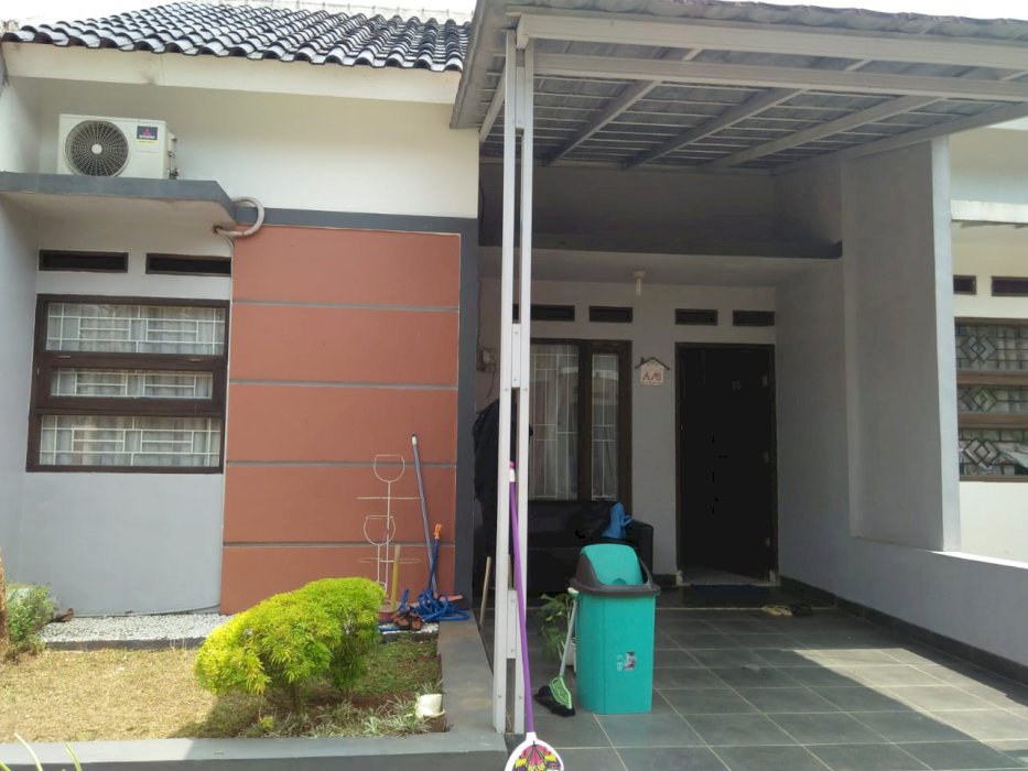 Di Jual Rumah siap Huni Lokasi Strategis Sawangan Depok