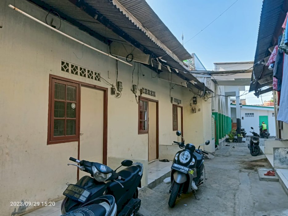 Dikontrakan Rumah Lokasi Strategis di jl.Antara Jatimakmur, Bekasi