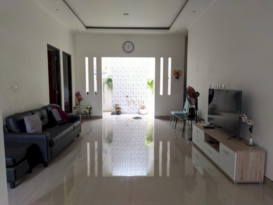 Jual Rumah Fasilitas Menarik Lokasi strategis Talaga Bestari Tangerang