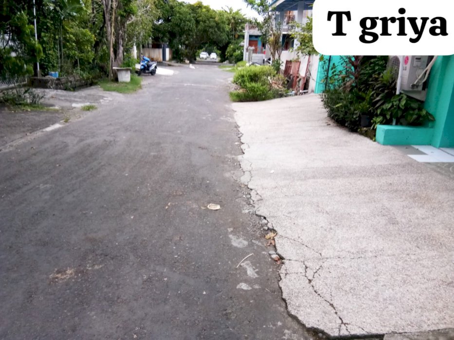 BUC Jual tanah bonus bangunan taman griya jimbaran (G16)