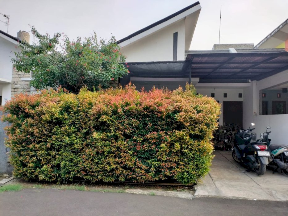 Di Jual Rumah Strategis Di Perum Pamulang Elok Tangerang Selatan