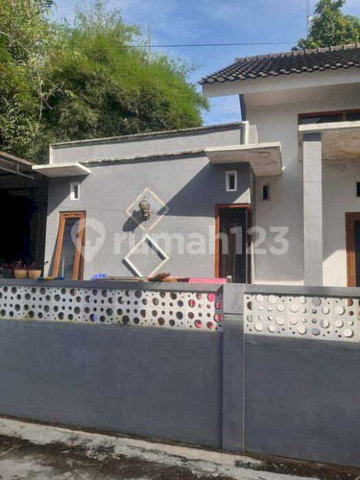 Rumah Baru Saja Jadi Di Godean Dekat Rs At Turots