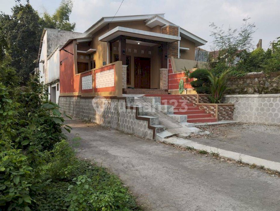 Rumah Baru Oke Dan Terawat Di Wedomartani