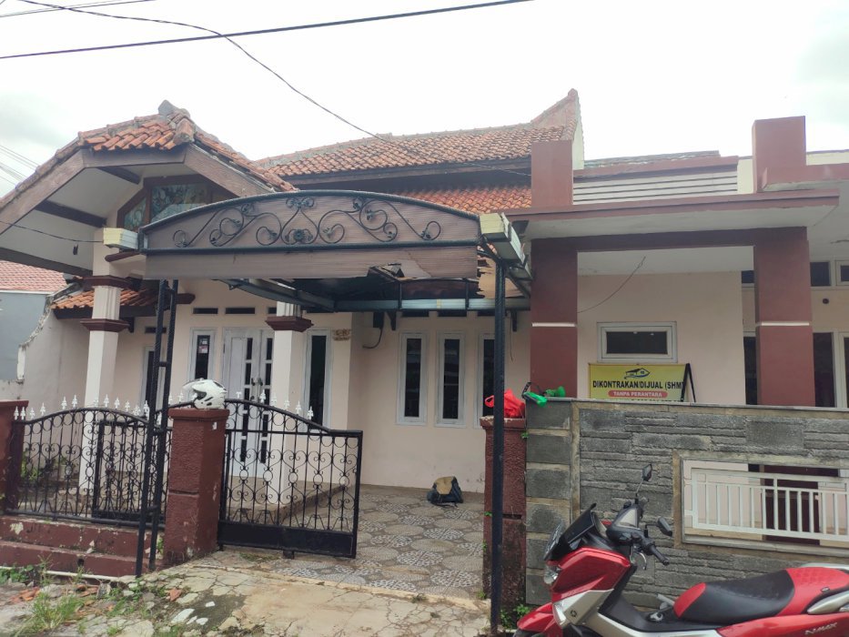 Jual rumah siap huni di griya pesona praja Cibogo Subang