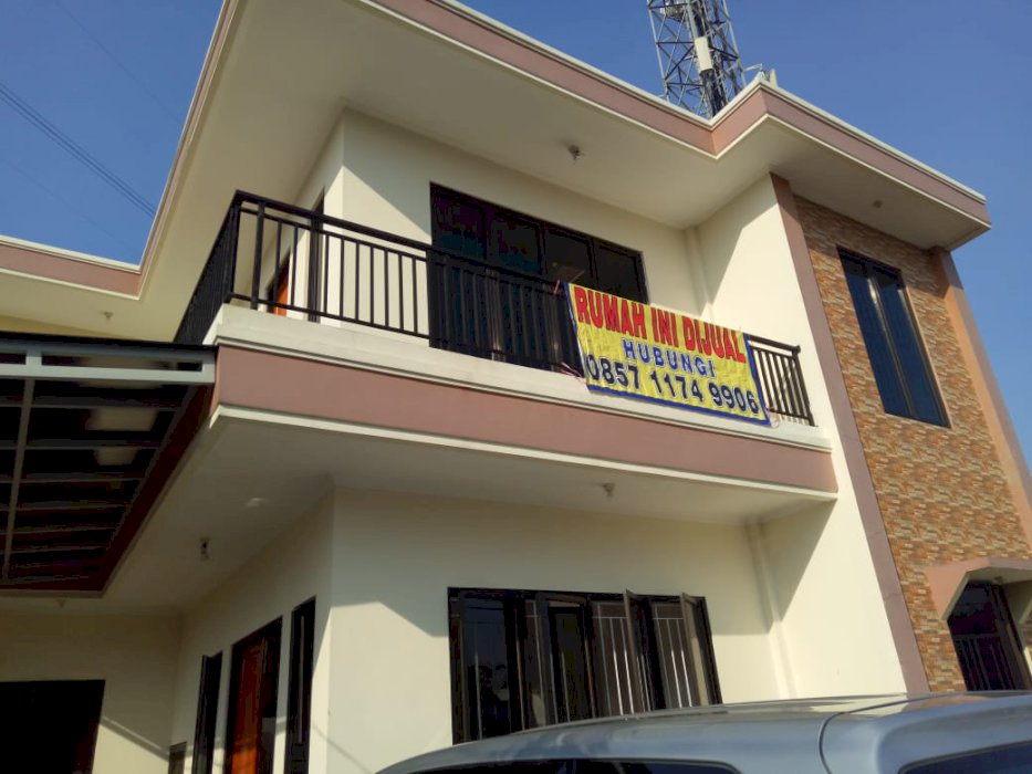 Dijual Rumah 2 Lantai lokasi Strategis di karang tengah Tanggerang