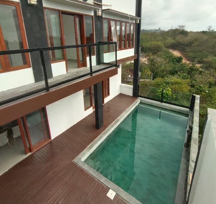 Villa 2 Lantai Full Furnished Lokasi Nusa Dua Badung Bali