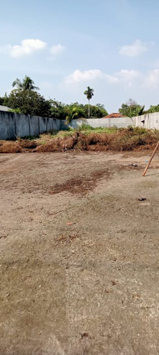 Tanah di jln raya Legok rancaiyuh