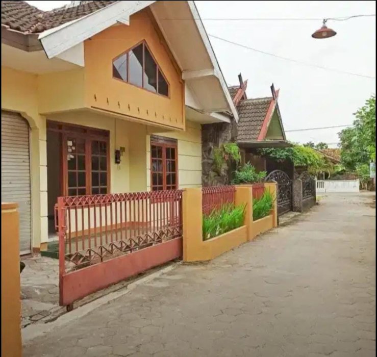 Dikontrakkan rumah dekat UGM dan Pakuwon mall