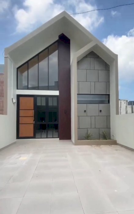Di jual rumah mewah modern fasilitas menarik dengan lokasi strategis
