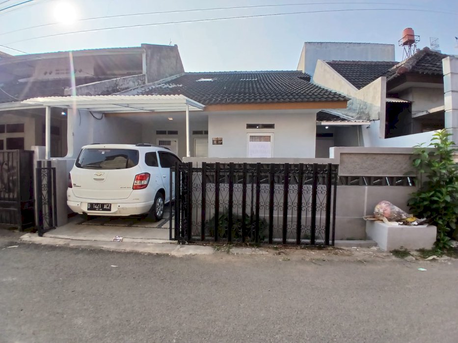 Rumah nyaman murah dekat tol kopo
