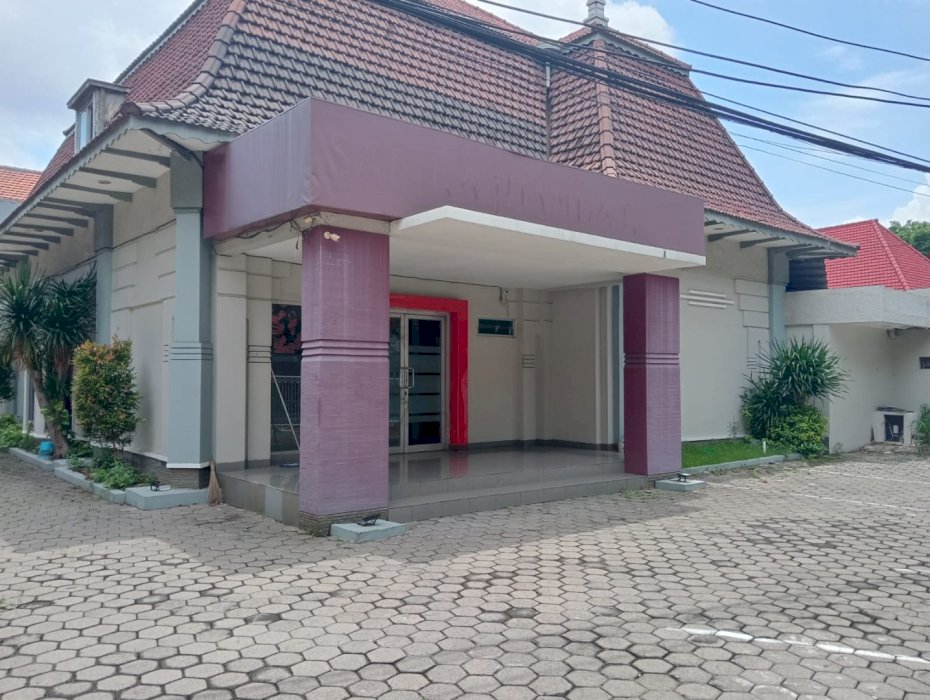 Dijual ex kantor Raya Darmo Surabaya