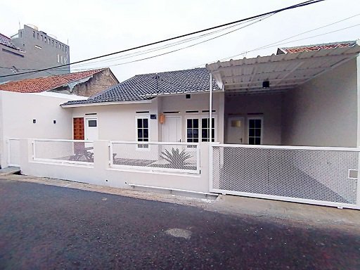 Jual Rumah Cantik Di Sentosa Asih _ Soekarno Hatta !
