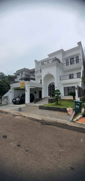 Rumah mewah swimming pool harga murah di Sentul city