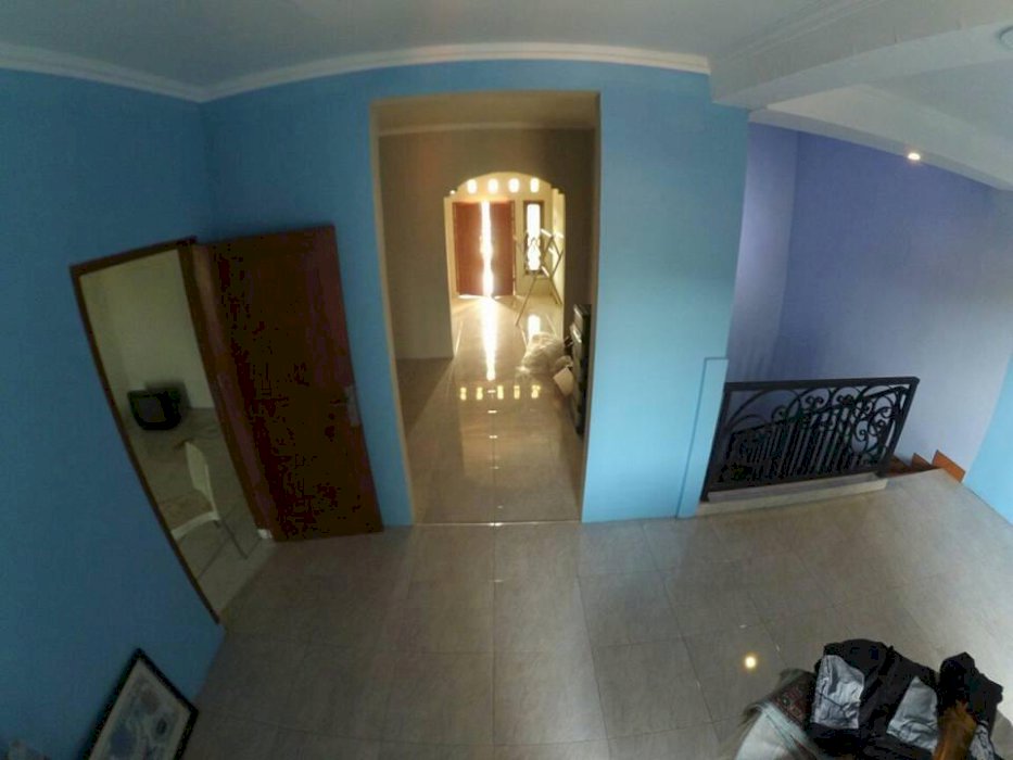 Di jual Rumah di bedahan