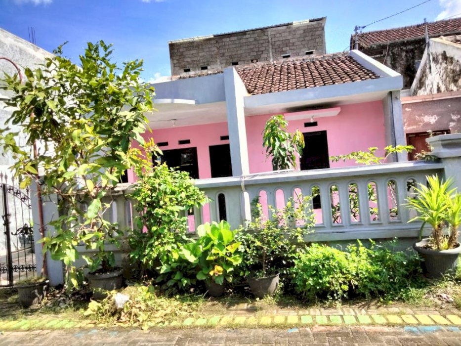 Rumah Murah Di Jual + Kios