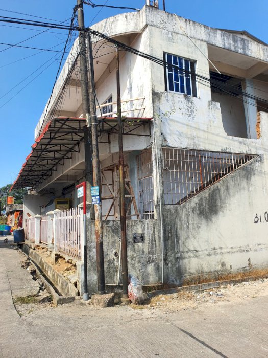 Di jual rumah dua lantai cocok untuk investasi lokasi strategis batam