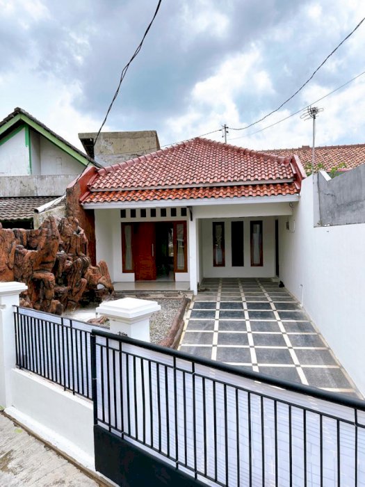 Dijual rumah klasik modern di Tambun, Bekasi