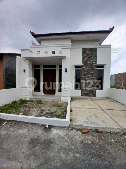 Rumah Baru Unit Terbatas Daerah Kodam Gatsu Medan Sunggal Shm