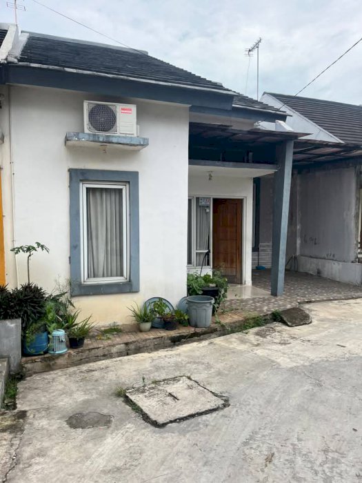 Rumah second di dalam cluster