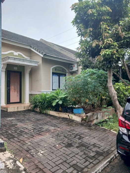 Rumah  Asri di Cluster Roseville Delta Mas