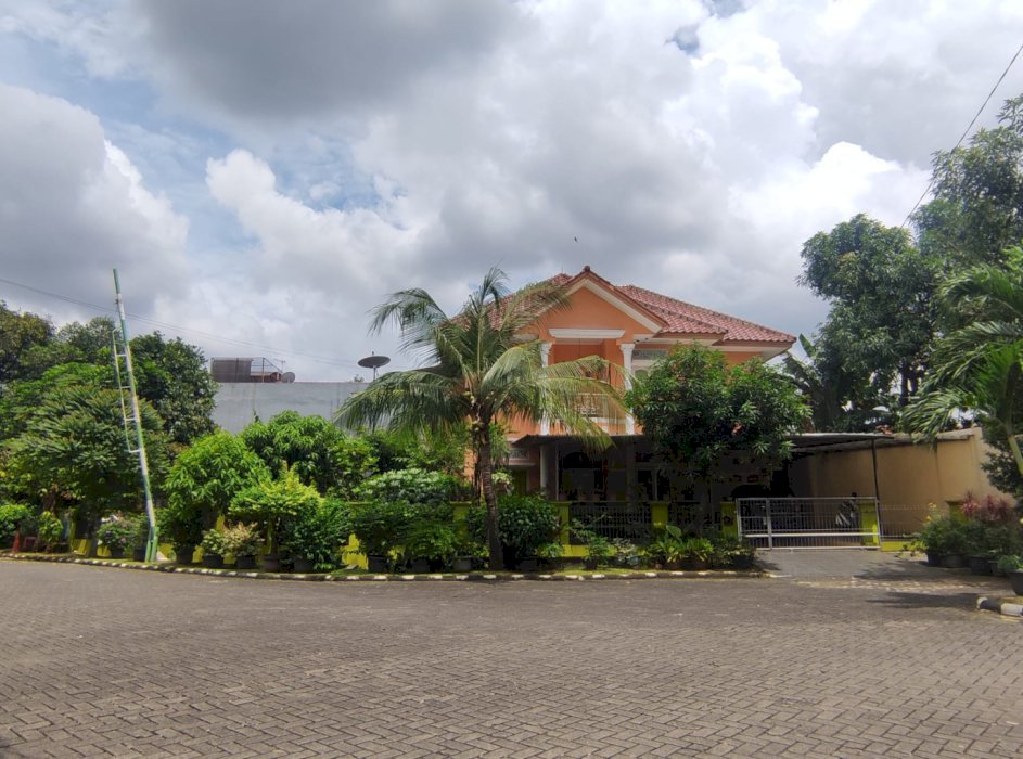 Jual Cepat ! Rumah Mewah Siap Huni di Lokasi Super Strategis Bekasi !