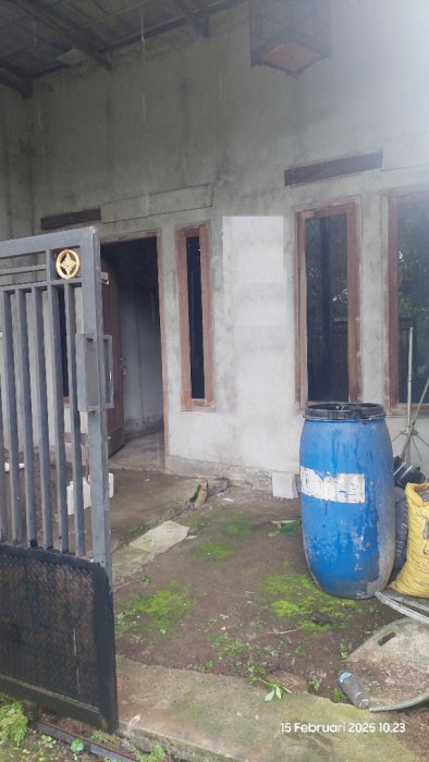 Rumah di Bayur Sarana Indah