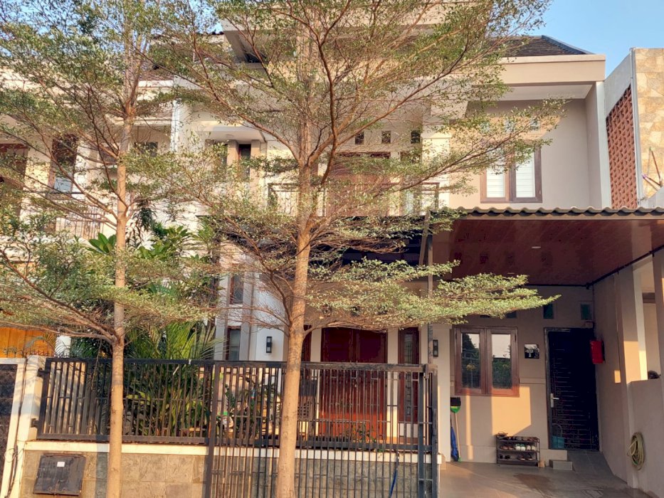 Di Jual Rumah Strategis Di Citra Grand Central Garden Bekasi