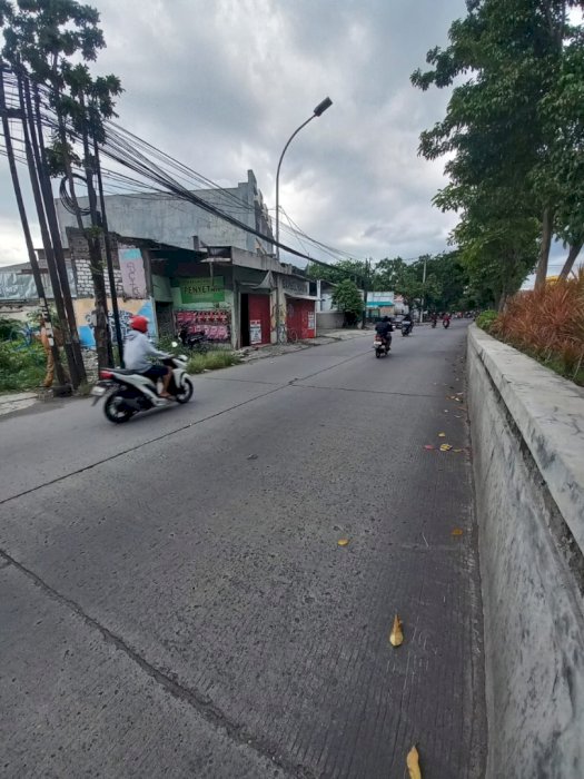 KOTA SURABAYA 0 JALAN RAYA KEMBAR SEMEMI COCOK UNTUK USAHA APAPUN