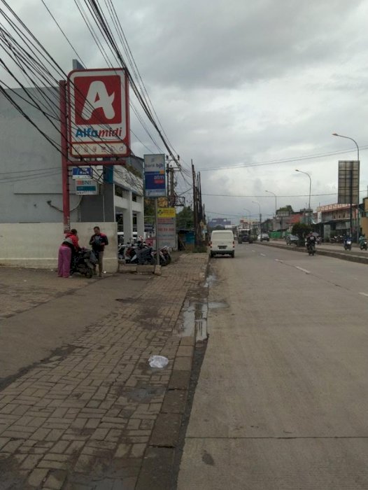 Tanah dan bangunan di jalan utama warung bongkok cibitung