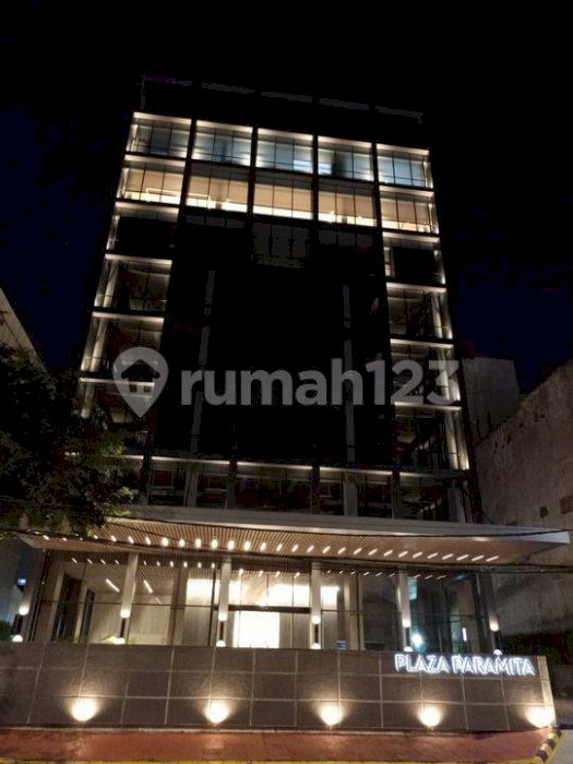 Gedung Plaza Paramita 8 Lantai kawasan bisnis jakarta pusat
