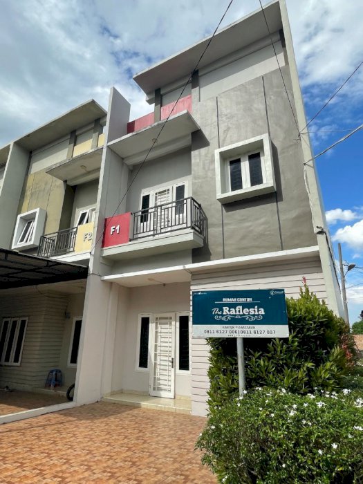 GMTD Komplek pertokoan di Jalan Banten, Diski