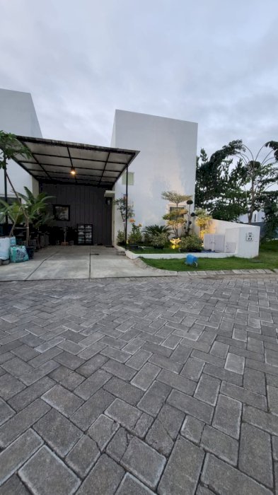 DIJUAL RUMAH DESIGN PRIBADI, MATERIAL GA KALENG2, RUANG PROPOSIONAL