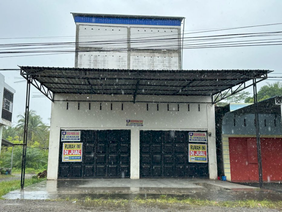 Disewakan ruko tahunan lokasi strategis di Mamuju, Sulawesi Barat