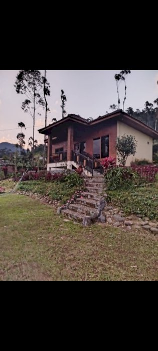 Villa komersil Ciwidey kabupaten bandung