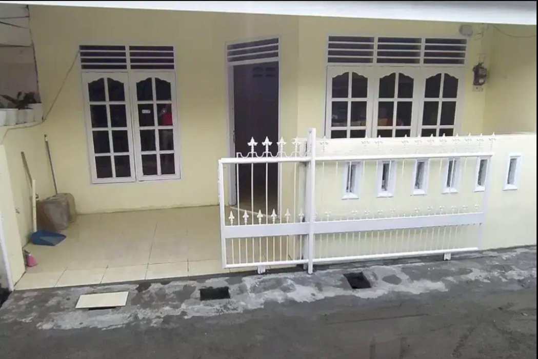 Dijual Cepat/Cash/Kredit Rumah SHM di Jl. Vanili 2 Prum. Simalingkar