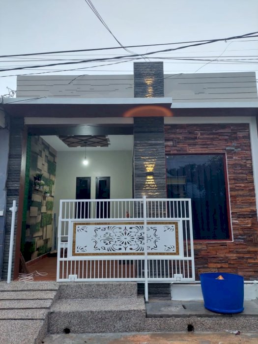 Dijual rumah cantik taman raya Batam center