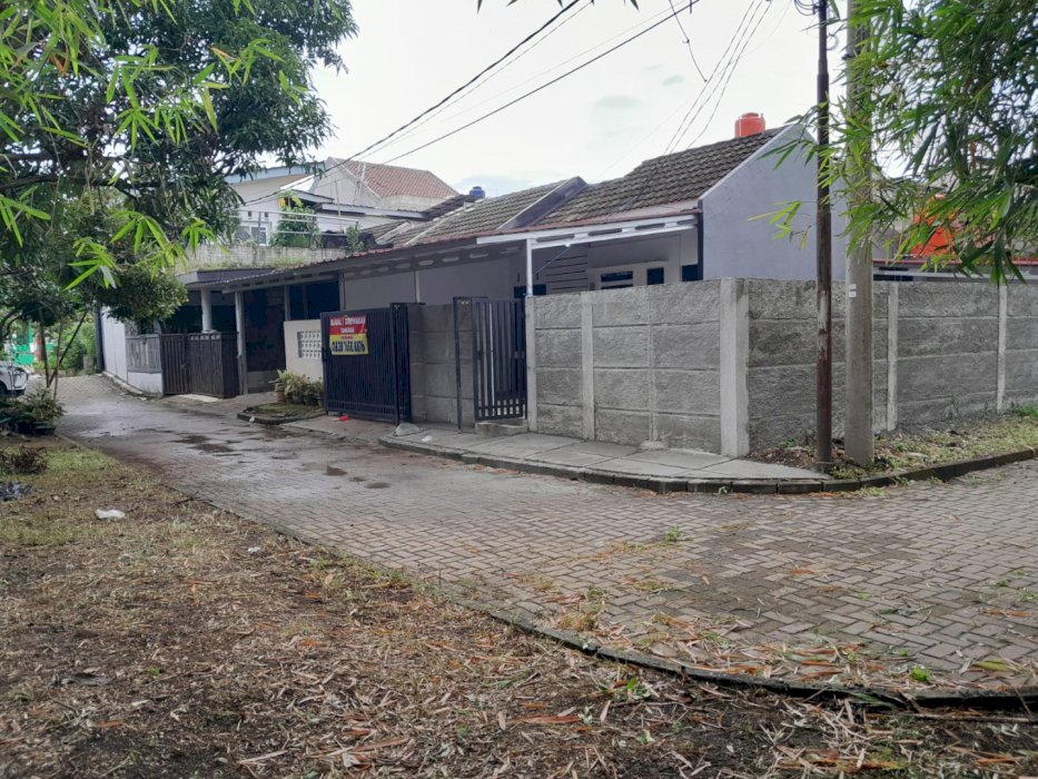 Rumah Asri di Bojong Gede Green Residence-Beli Rumah bonus taman luas