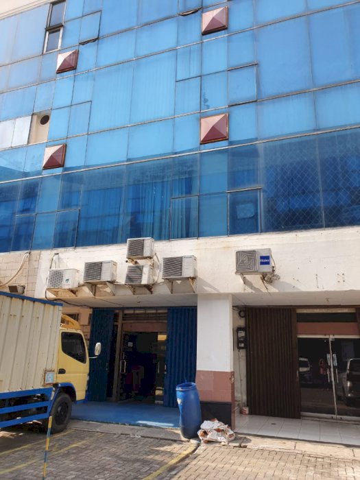 Di jual ruko cocok untuk ruang usaha dan bisnis lokasi strategis