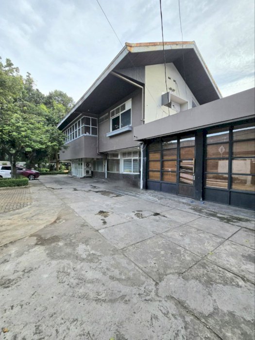 Bangunan Komersil Untuk Perkantoran Kebayoran Baru Jakarta Selatan