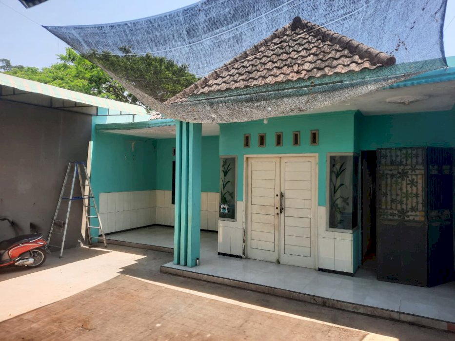 Ruko sangat strategis buat usaha kuliner,toko,kantoran dll