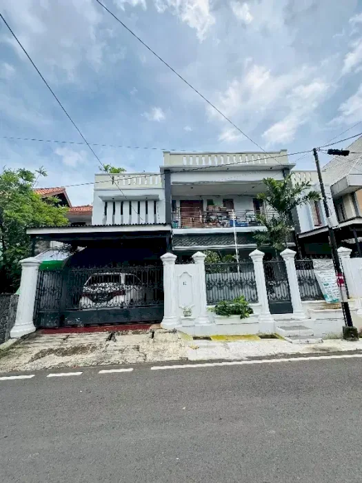 [FOR SALE] DIJUAL RUMAH ASRI DI JAGAKARSA - JAKARTA SELATAN