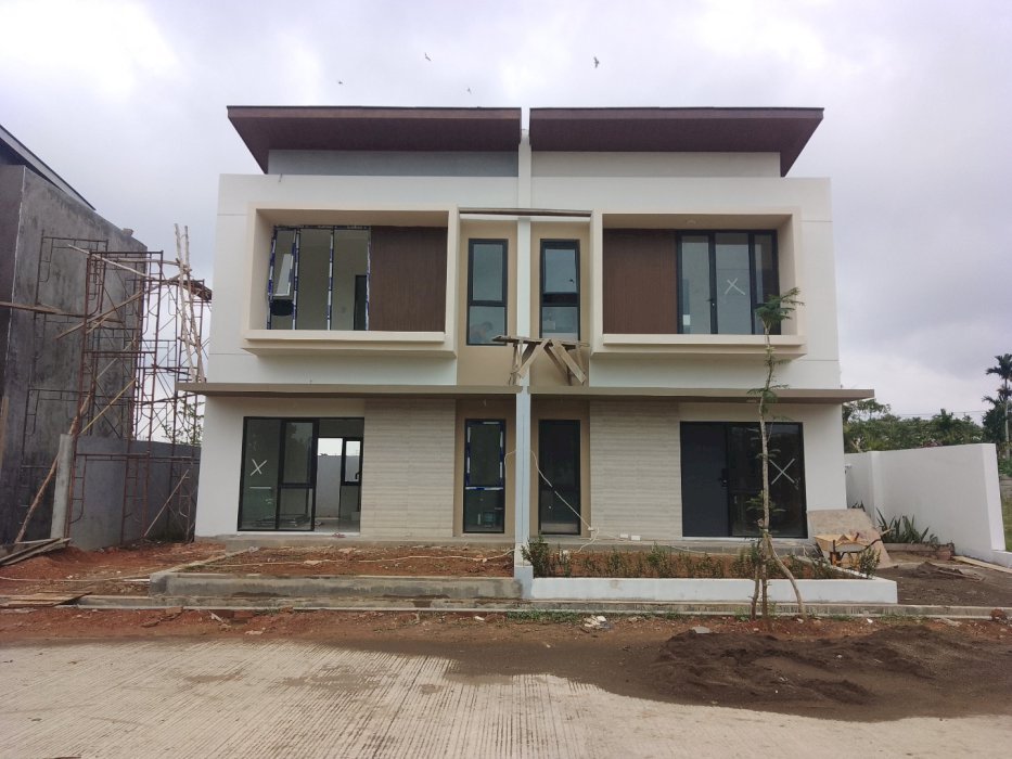 Perumahan komersil Botanica Residence